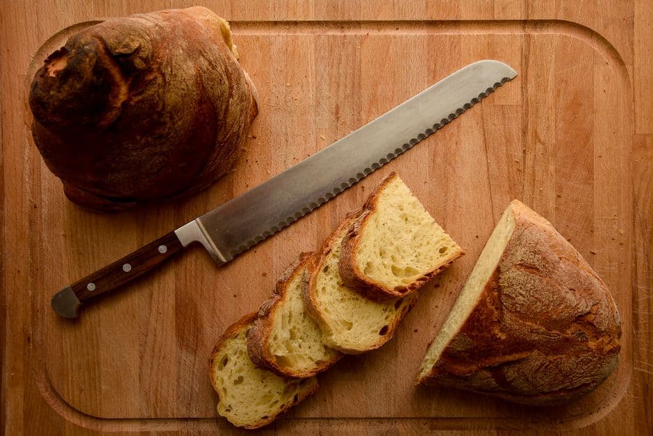 How to sharpen a serrated knife