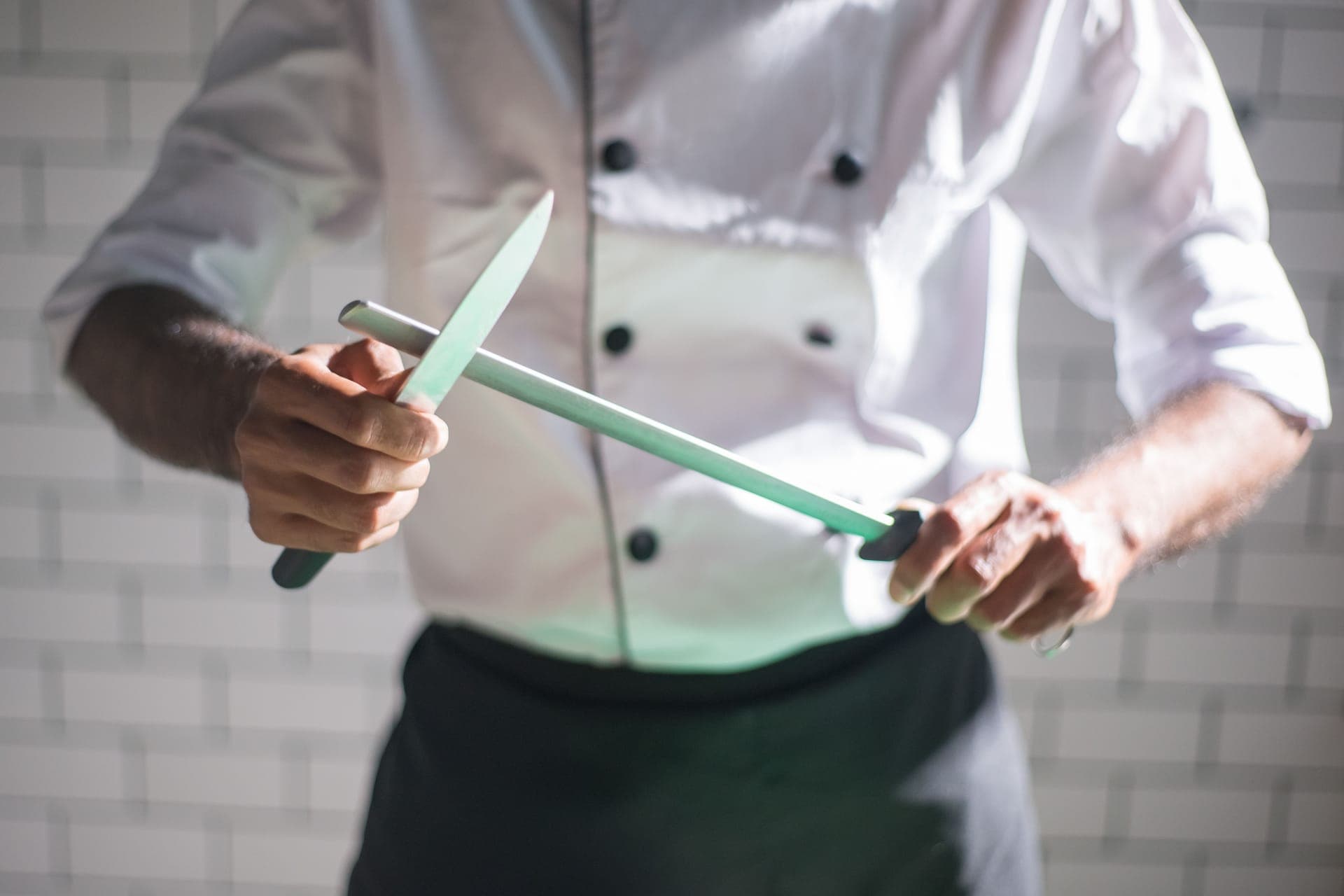 How to use a honing steel, properly